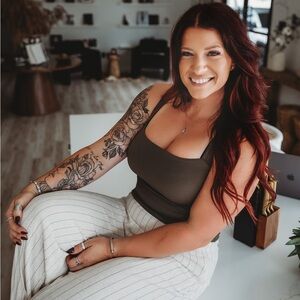 Meet your Posher, Alyssa